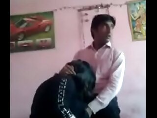 Muslim Aunty Lose one's heart to her Hindu BF